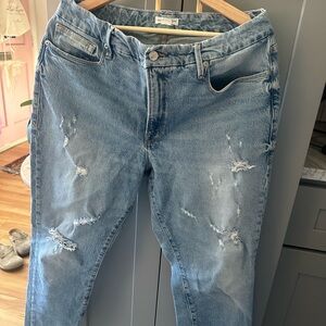 Good American Light Blue Distressed Denim Jeans
